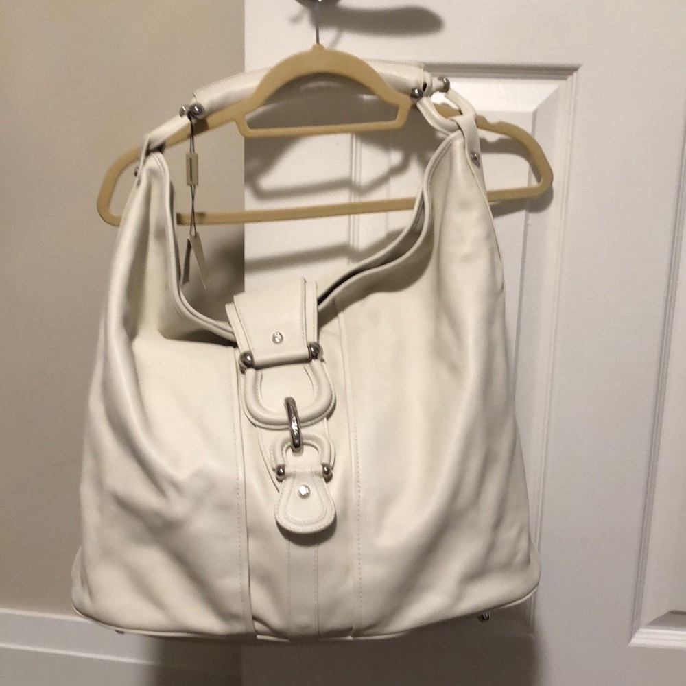 Burberry purse
